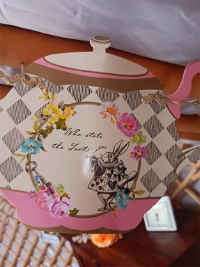 mad-hatters-tea-party-0014